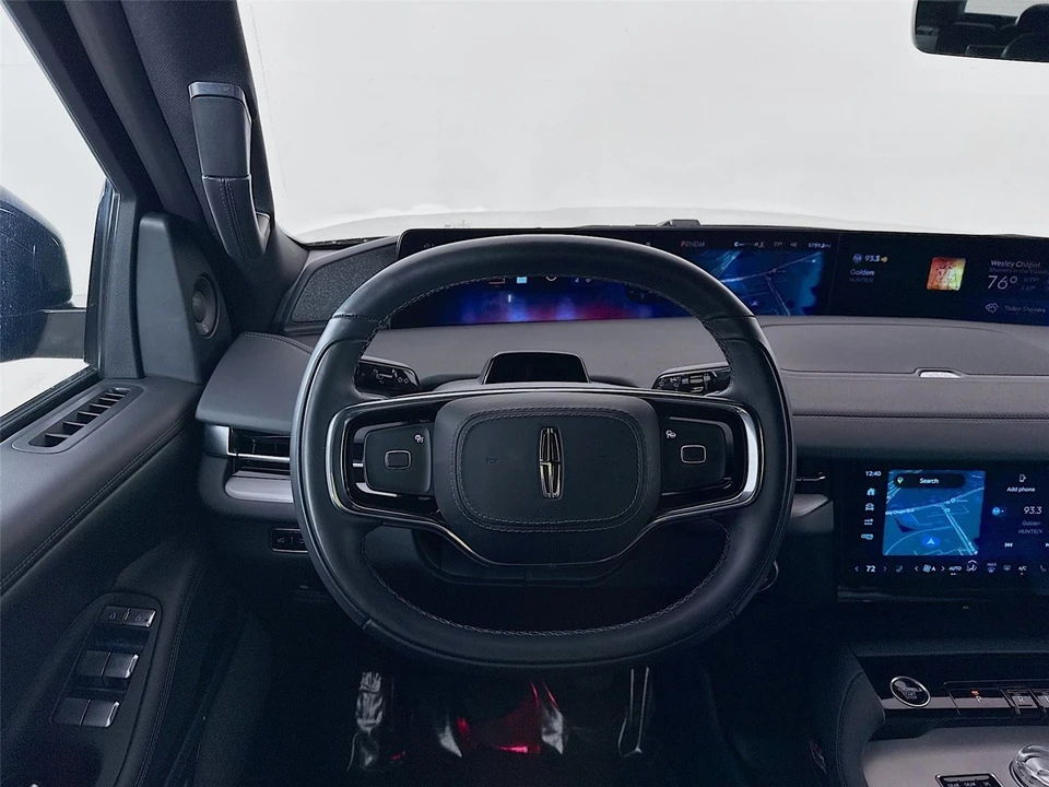2025 Lincoln Navigator 4th Gen - Image 21 of 21