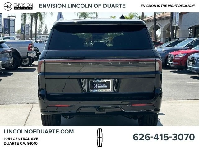 2025 Lincoln Navigator 4th Gen - Image 6 of 12