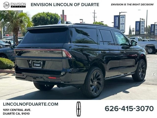 2025 Lincoln Navigator 4th Gen - Image 7 of 12