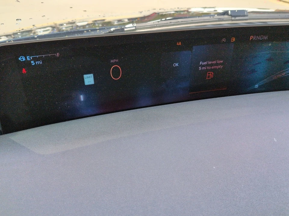 2025 Lincoln Navigator 4th Gen - Image 21 of 21