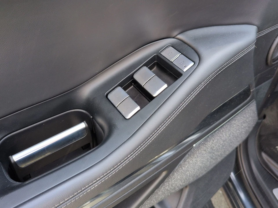 2025 Lincoln Navigator 4th Gen - Image 14 of 21
