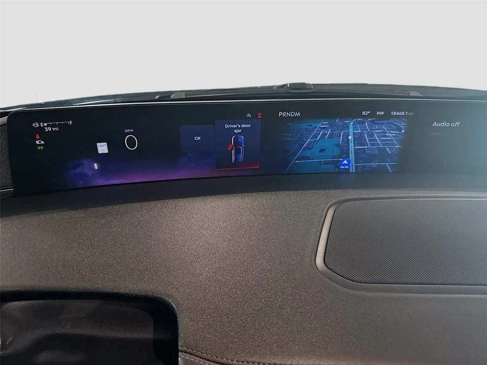 2025 Lincoln Navigator 4th Gen - Image 4 of 21