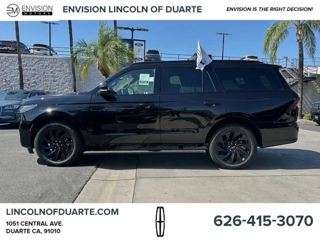 2025 Lincoln Navigator 4th Gen - Image 5 of 12