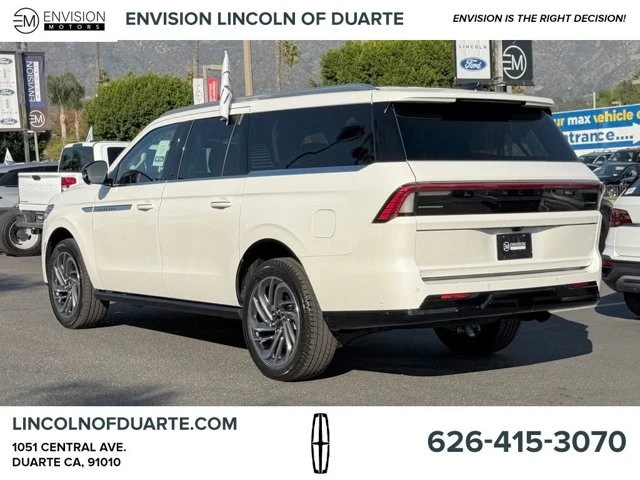 2025 Lincoln Navigator 4th Gen - Image 6 of 12