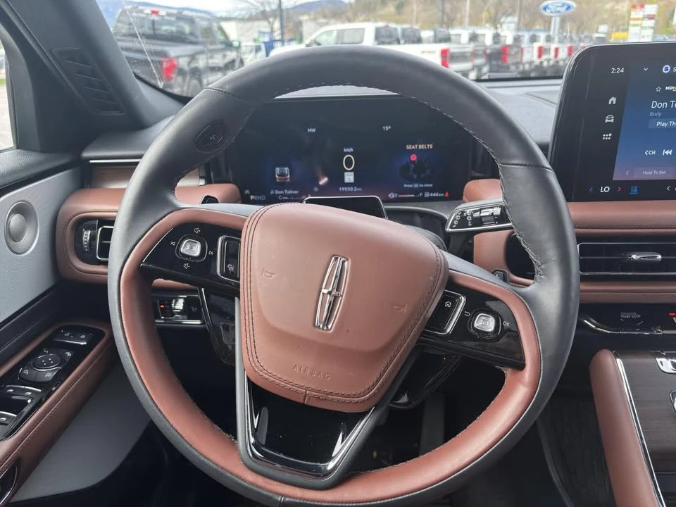 2025 Lincoln Aviator 2nd Gen - Image 17 of 17