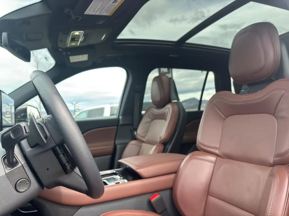 2025 Lincoln Aviator 2nd Gen - Image 11 of 17