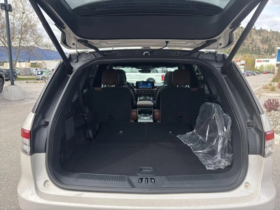 2025 Lincoln Aviator 2nd Gen - Image 7 of 17