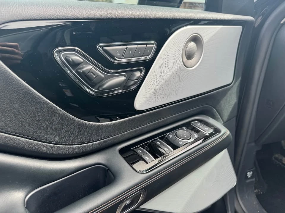 2025 Lincoln Aviator 2nd Gen - Image 5 of 18