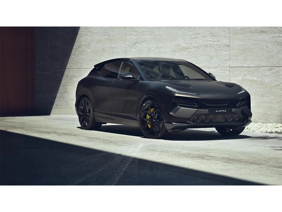2025 Lotus Eletre - Image 2 of 6