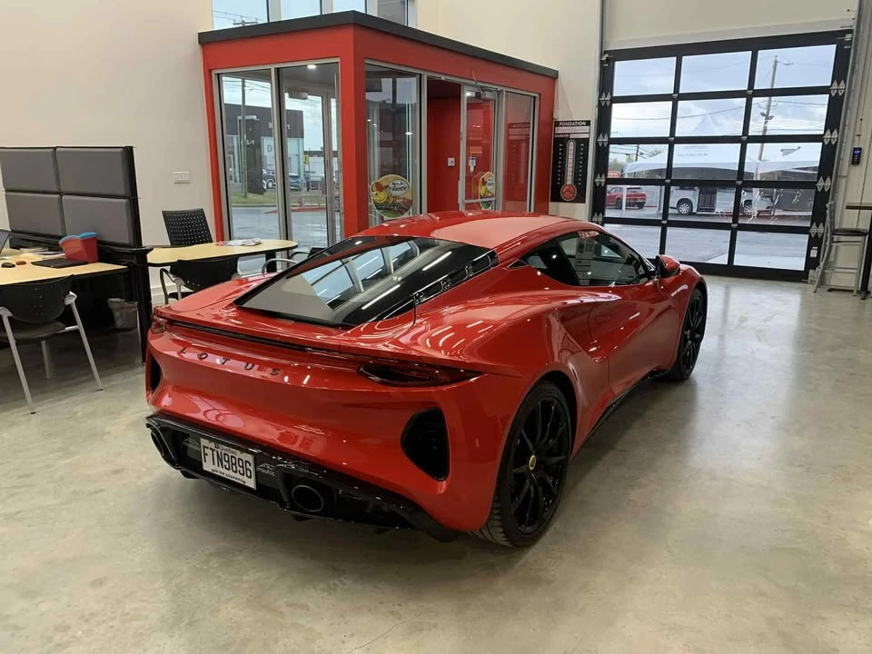 2025 Lotus Emira - Image 6 of 13
