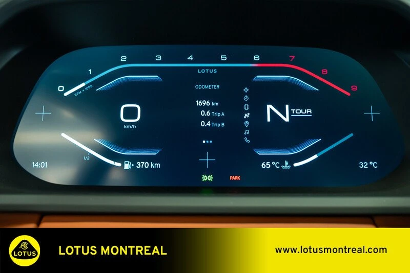 2025 Lotus Emira - Image 17 of 20