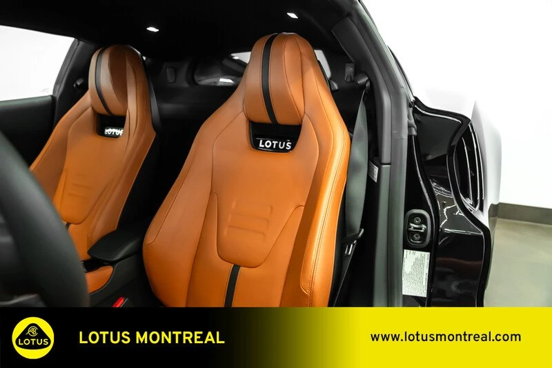 2025 Lotus Emira - Image 19 of 20