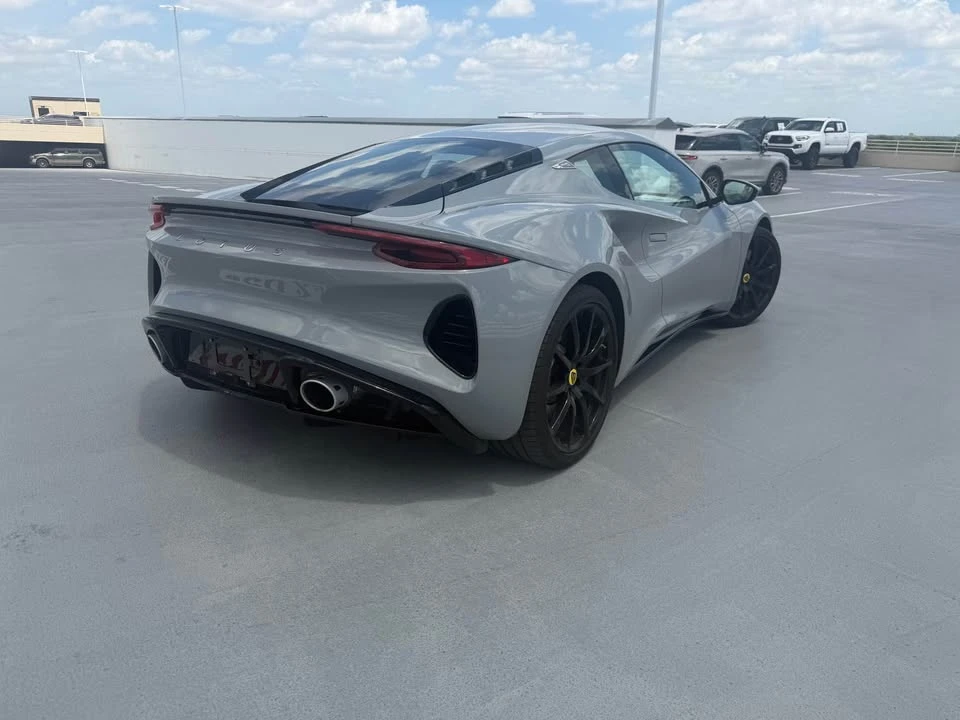 2025 Lotus Emira - Image 4 of 13