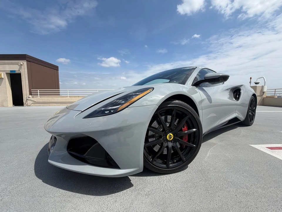 2025 Lotus Emira - Image 6 of 14