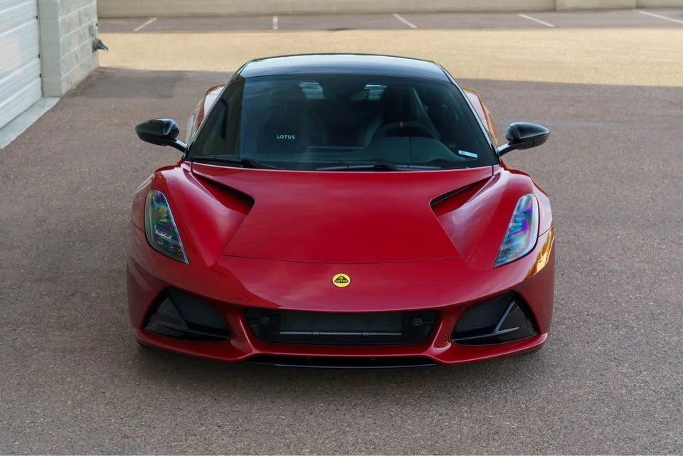 2025 Lotus Emira - Image 2 of 15