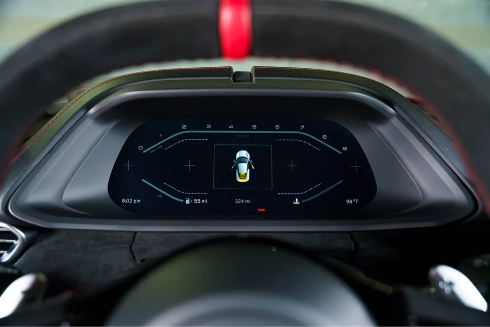 2025 Lotus Emira - Image 9 of 15