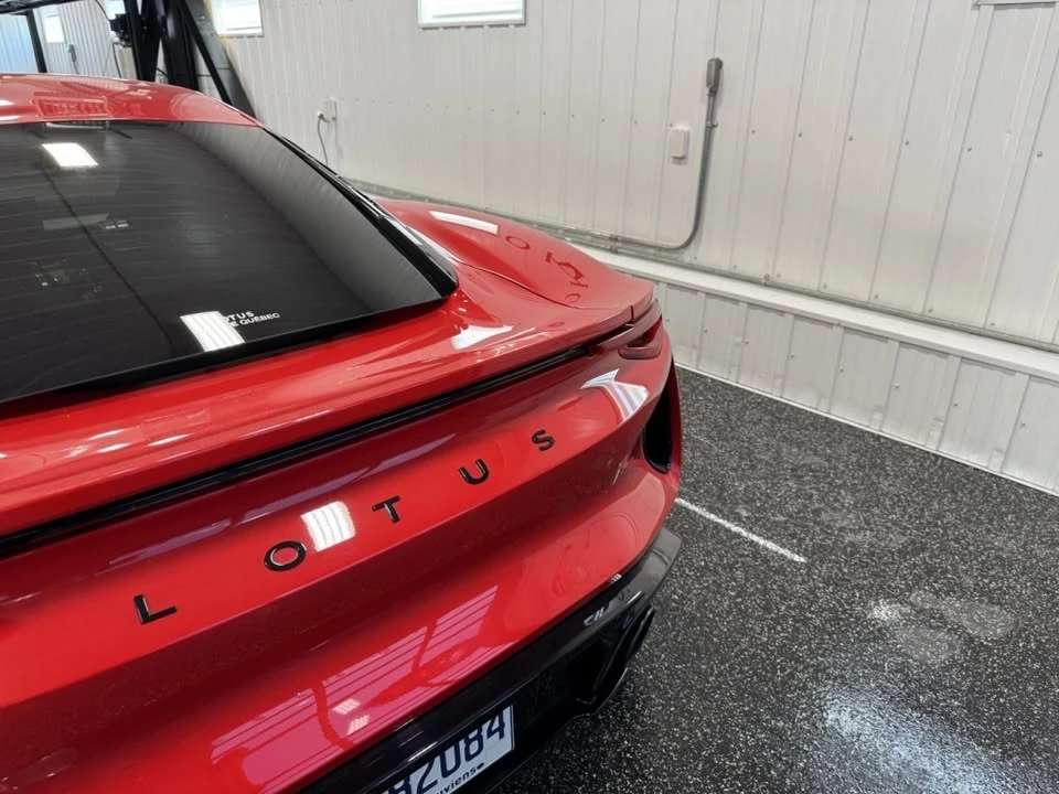 2025 Lotus Emira - Image 9 of 10