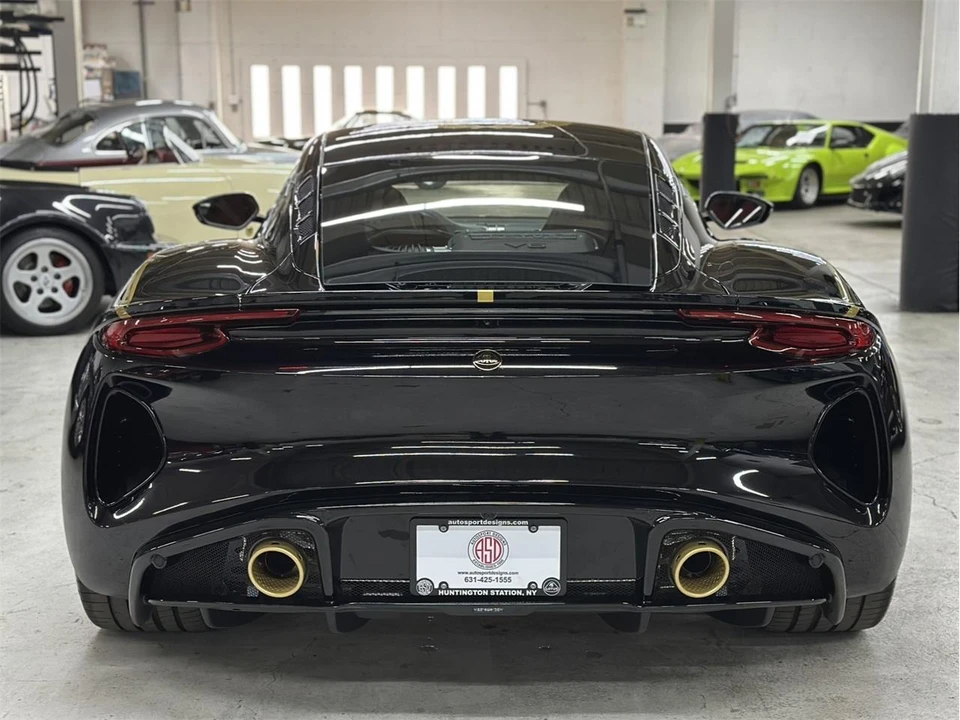 2025 Lotus Emira - Image 5 of 31