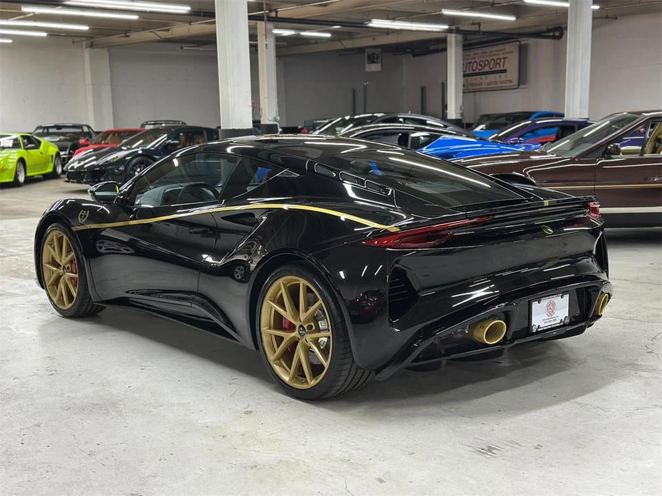 2025 Lotus Emira - Image 4 of 31