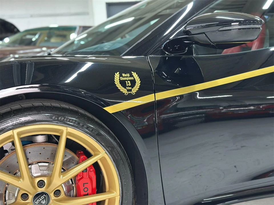 2025 Lotus Emira - Image 11 of 31