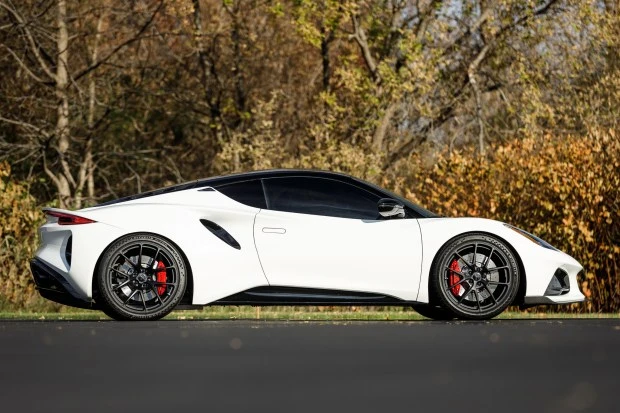 2025 Lotus Emira - Image 3 of 10