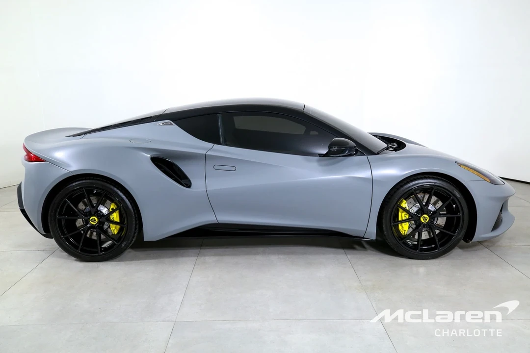 2025 Lotus Emira - Image 9 of 12