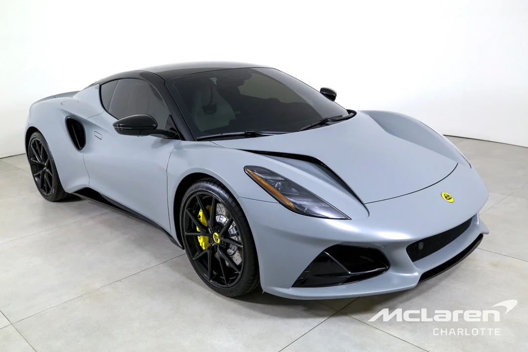 2025 Lotus Emira - Image 3 of 12