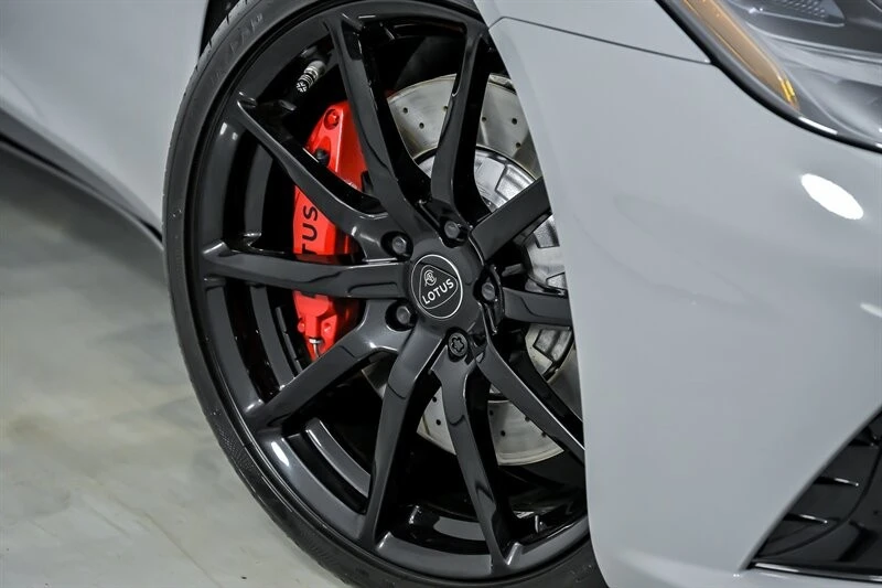 2025 Lotus Emira - Image 3 of 21