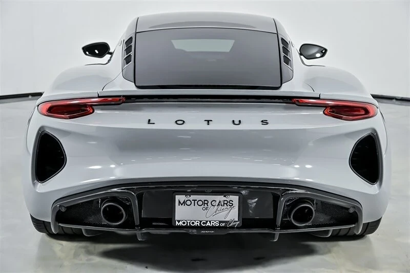 2025 Lotus Emira - Image 11 of 21