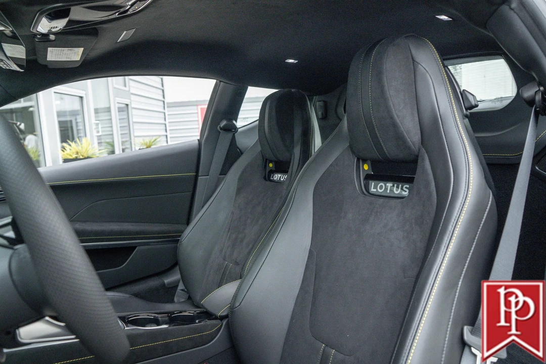 2025 Lotus Emira - Image 16 of 21