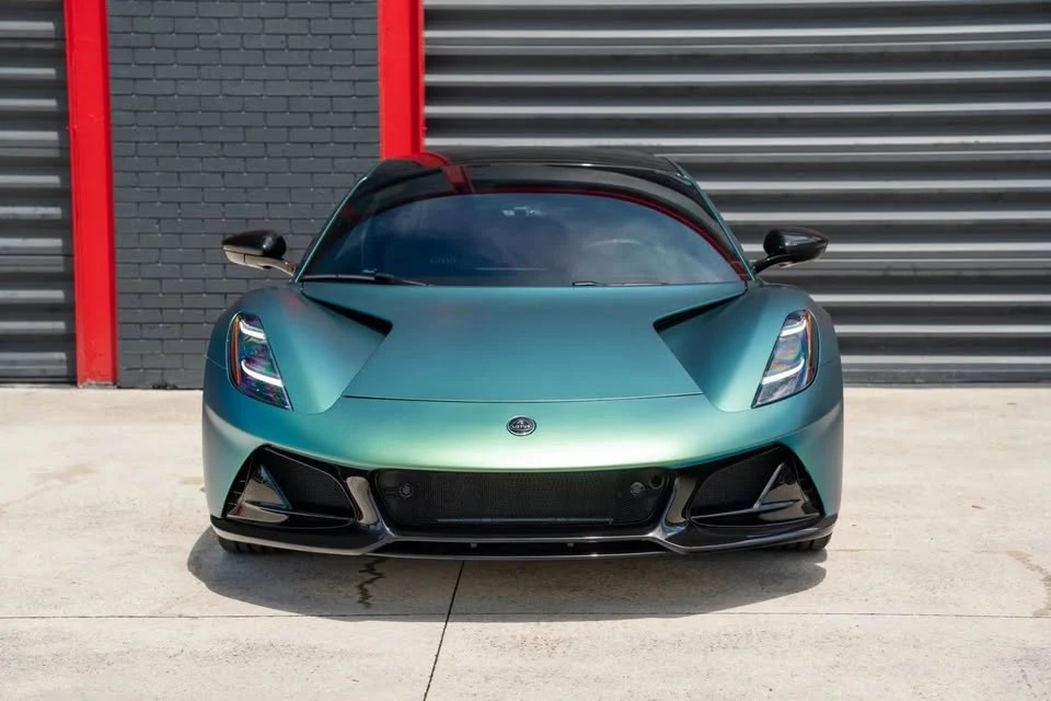 2025 Lotus Emira - Image 2 of 19