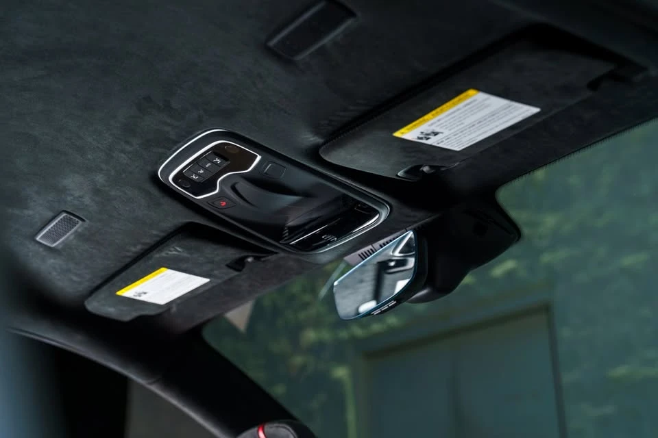2025 Lotus Emira - Image 19 of 20