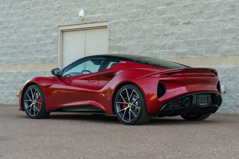 2025 Lotus Emira - Image 3 of 20