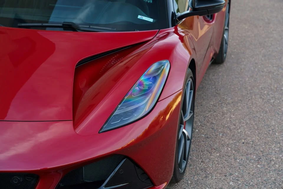 2025 Lotus Emira - Image 7 of 20