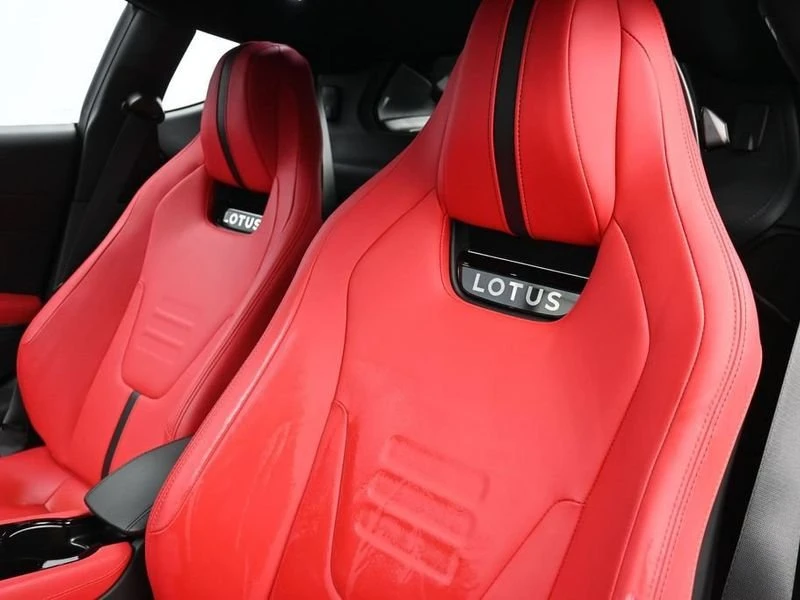 2025 Lotus Emira - Image 5 of 20