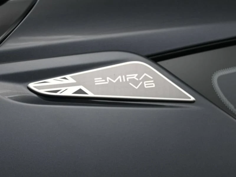 2025 Lotus Emira - Image 17 of 20