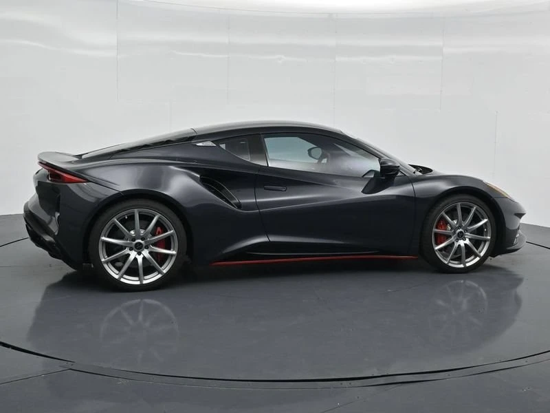 2025 Lotus Emira - Image 8 of 20