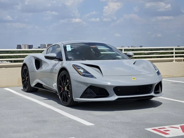 2025 Lotus Emira - Image 3 of 20
