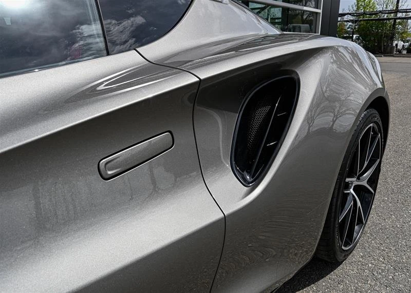 2025 Lotus Emira - Image 7 of 17
