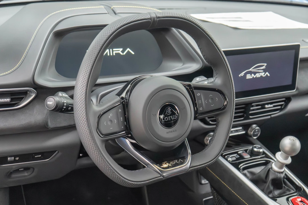 2025 Lotus Emira - Image 11 of 21