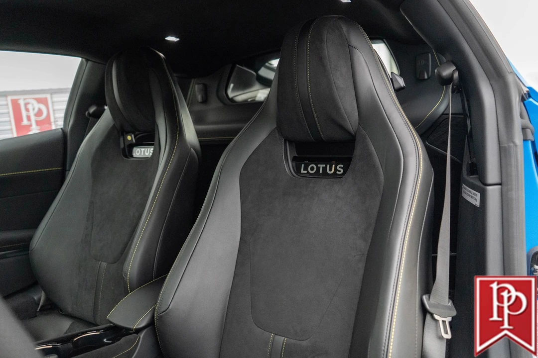 2025 Lotus Emira - Image 8 of 21