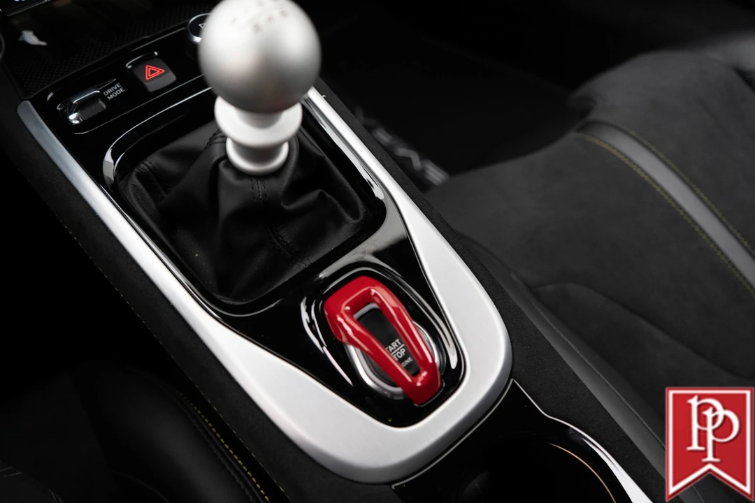 2025 Lotus Emira - Image 21 of 21