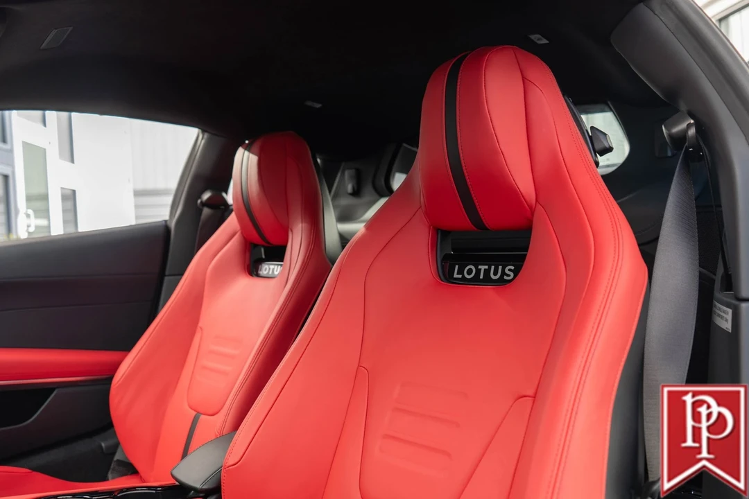 2025 Lotus Emira - Image 10 of 21