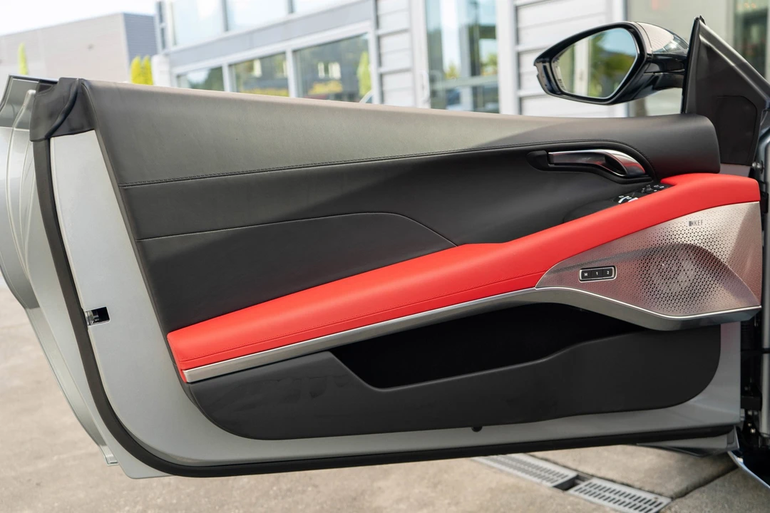 2025 Lotus Emira - Image 11 of 21