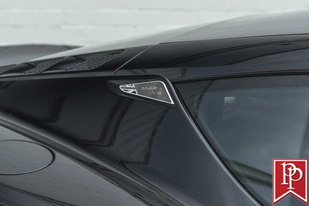 2025 Lotus Emira - Image 7 of 21