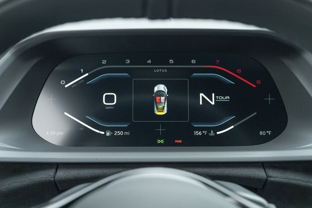 2025 Lotus Emira - Image 12 of 21