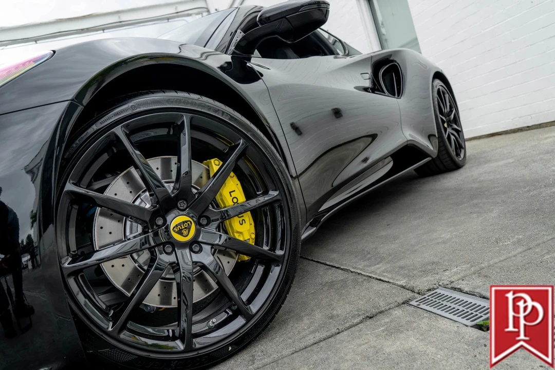 2025 Lotus Emira - Image 3 of 21