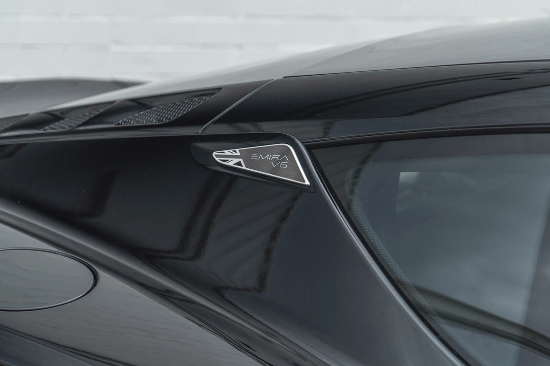 2025 Lotus Emira - Image 7 of 21