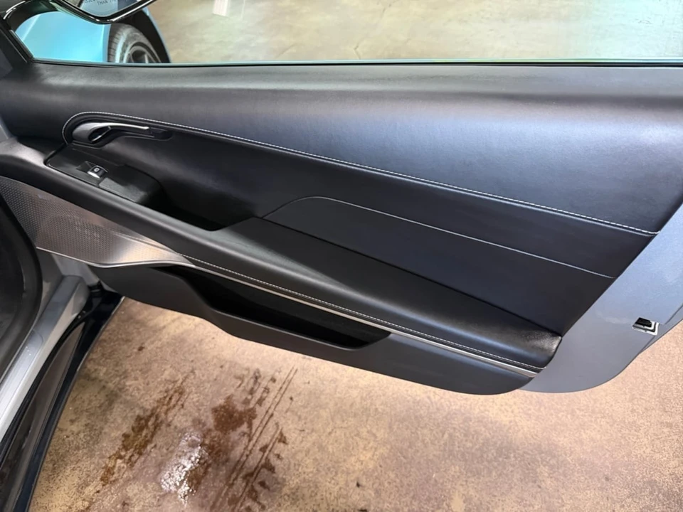 2025 Lotus Emira - Image 20 of 28