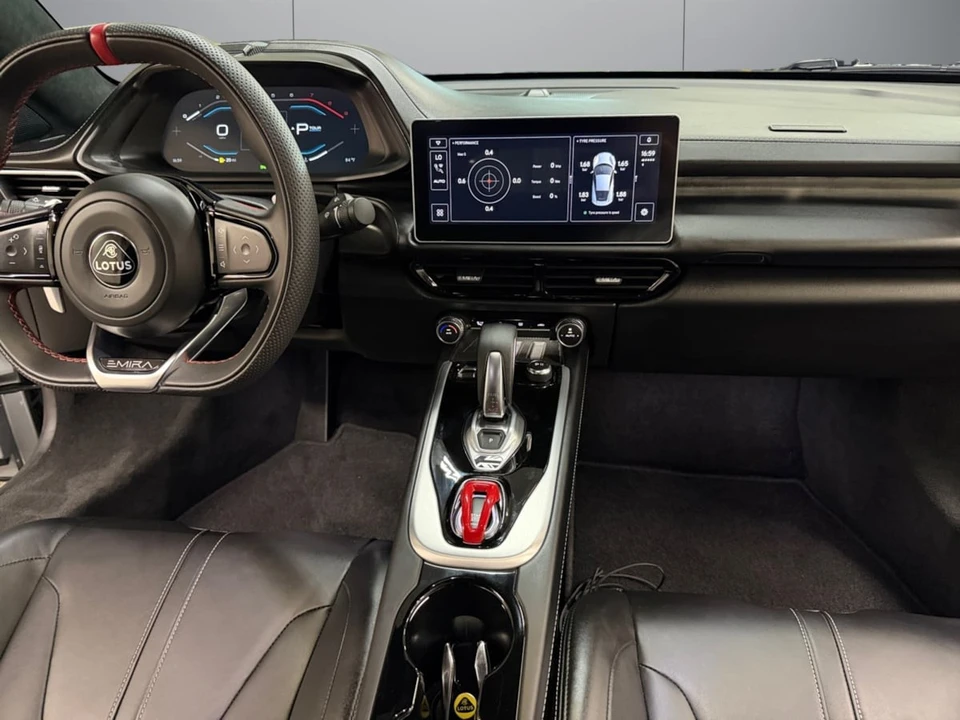 2025 Lotus Emira - Image 12 of 28